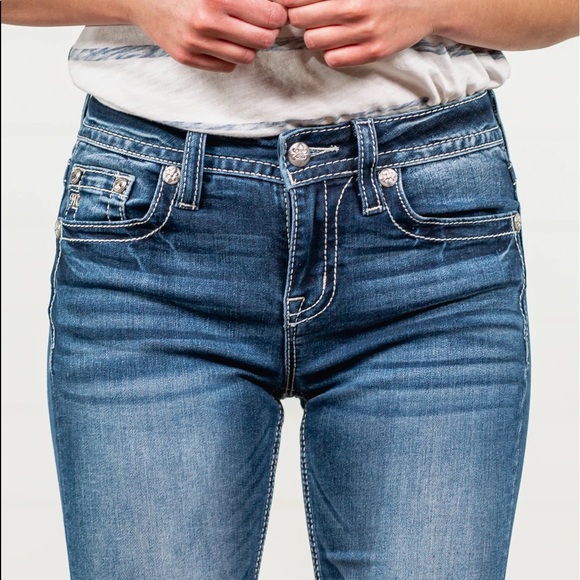 MISS ME WOMEN'S HORSESHOE POCKET BOOT CUT JEANS - Picture 2 of 4